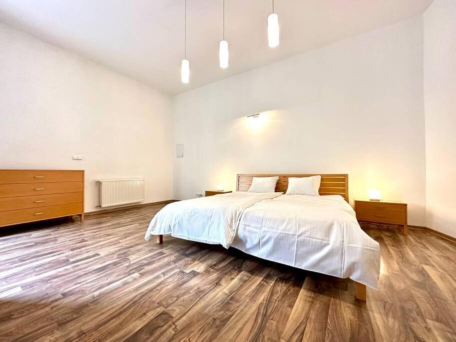 Michalska Residence 2 Bratislava Extérieur photo